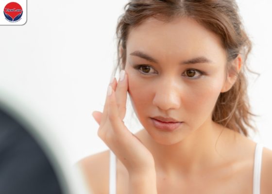 Lớp kem chống nắng quá dày khiến bôi kem chống nắng bị nóng mặt