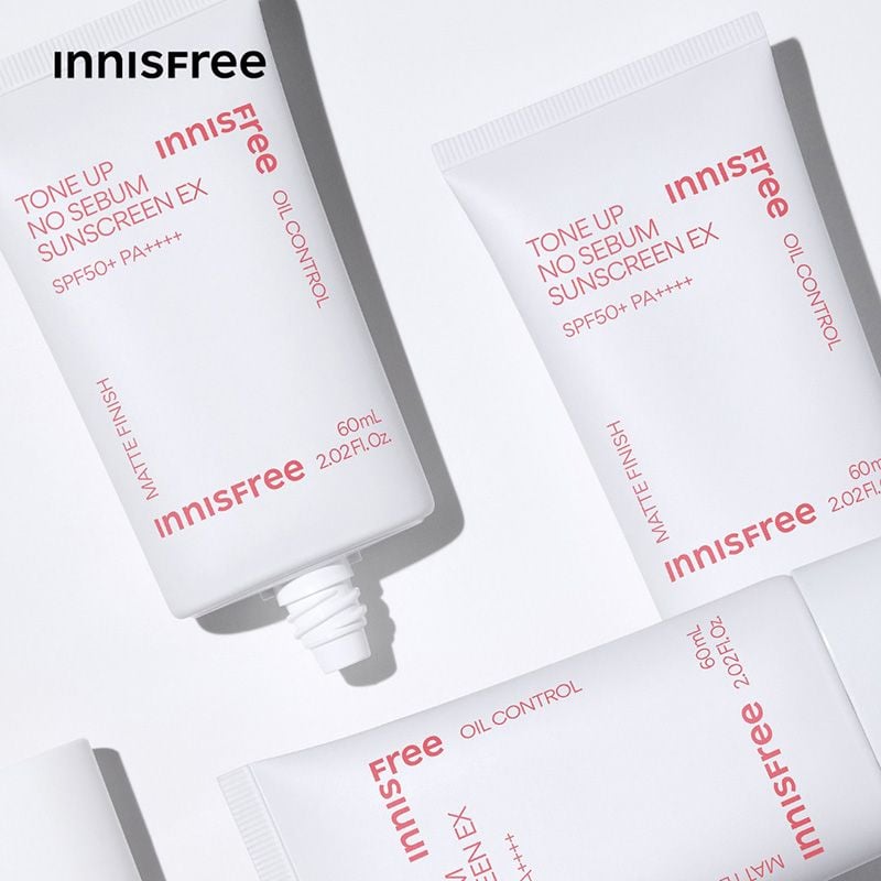 Kem chống nắng Innisfree Tone Up No Sebum Sunscreen SPF50+ PA+++